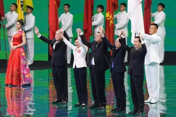 2025澳门六开彩全年开奖记录,澳门六开彩全年开奖记录，历史数据与未来展望（2025年分析）
